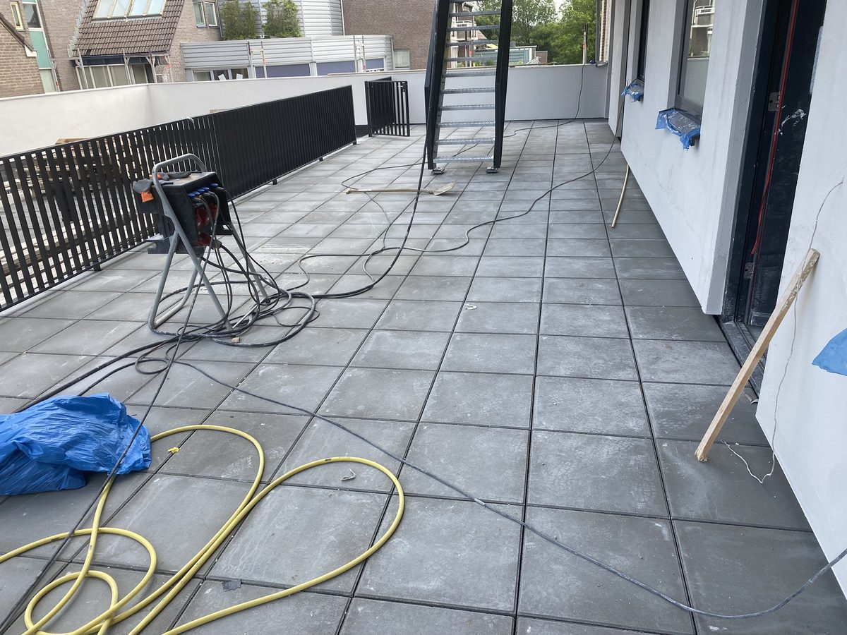 Dakterras Huesmolen - terras met balustrade
